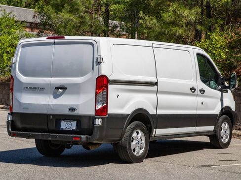 Used 2019 Ford Transit 250 130 Low Roof RWD image 6