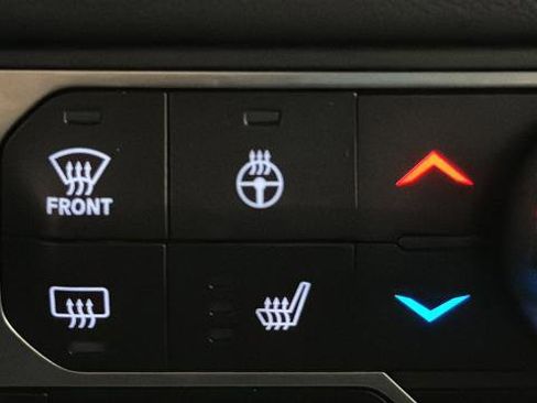 Used 2024 Jeep Wrangler Unlimited Rubicon w/ XTREMEE 35" Tire Package image 36