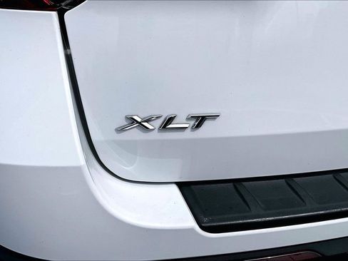 Used 2023 Ford Explorer XLT w/ Equipment Group 202A AWD/4WD image 24