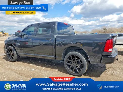 Used 2017 RAM 1500 Express AWD/4WD image 3