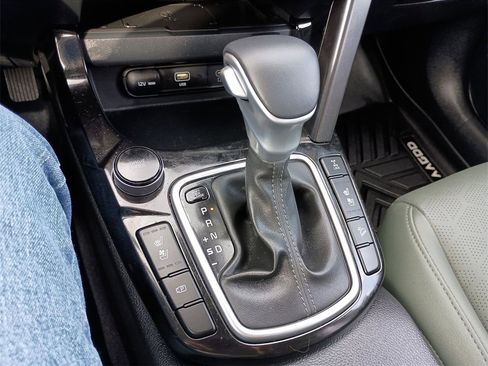 Certified 2024 Kia Seltos SX w/ SX Sunroof Package image 26