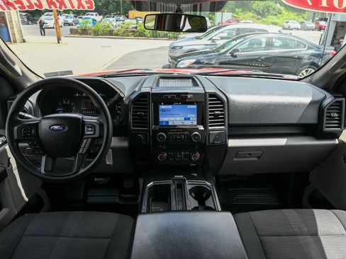 Used 2017 Ford F150 XL w/ Equipment Group 101A Mid AWD/4WD image 15