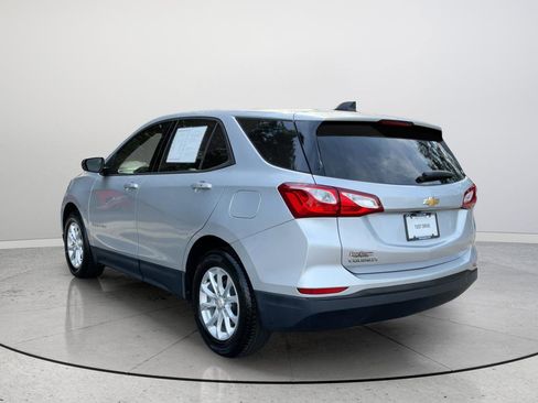 Used 2019 Chevrolet Equinox LS w/ LPO, Floor Liner Package FWD image 9