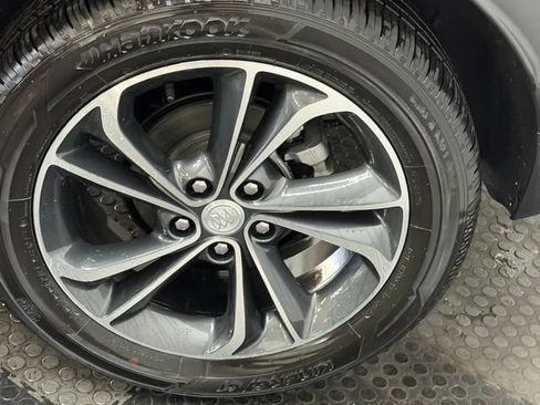 Used 2023 Buick Encore GX Select w/ Safety Package II FWD image 14