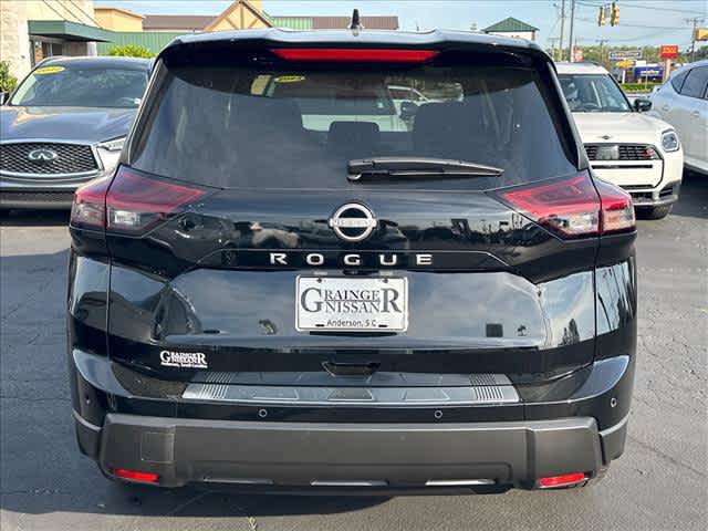 Used 2026 Nissan Rogue SV FWD image 4