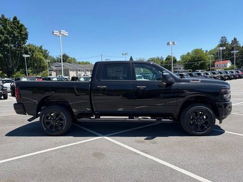 New 2026 RAM 2500 Big Horn AWD/4WD image 8