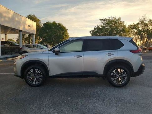 Certified 2023 Nissan Rogue SV FWD image 7