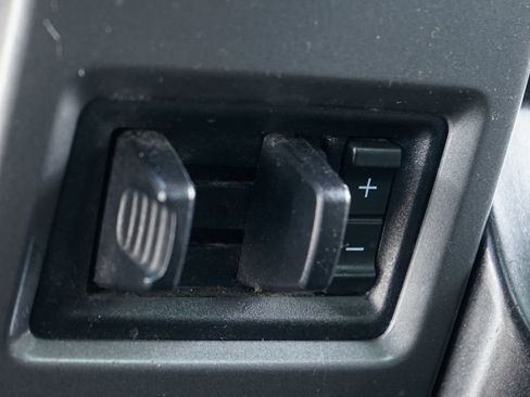 Used 2017 Ford F250 XLT AWD/4WD image 29