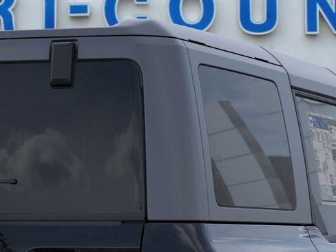 New 2025 Ford Bronco Badlands image 25