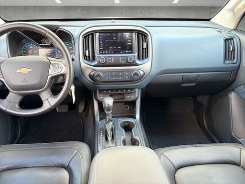 Used 2022 Chevrolet Colorado Z71 image 3