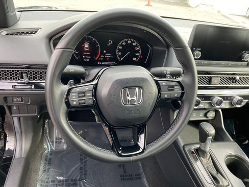 Used 2025 Honda Civic Sport image 28