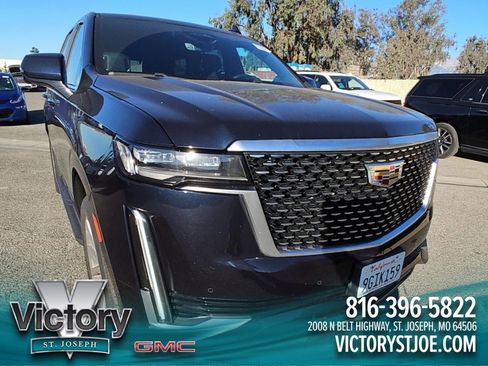 Used 2023 Cadillac Escalade Premium Luxury image 8