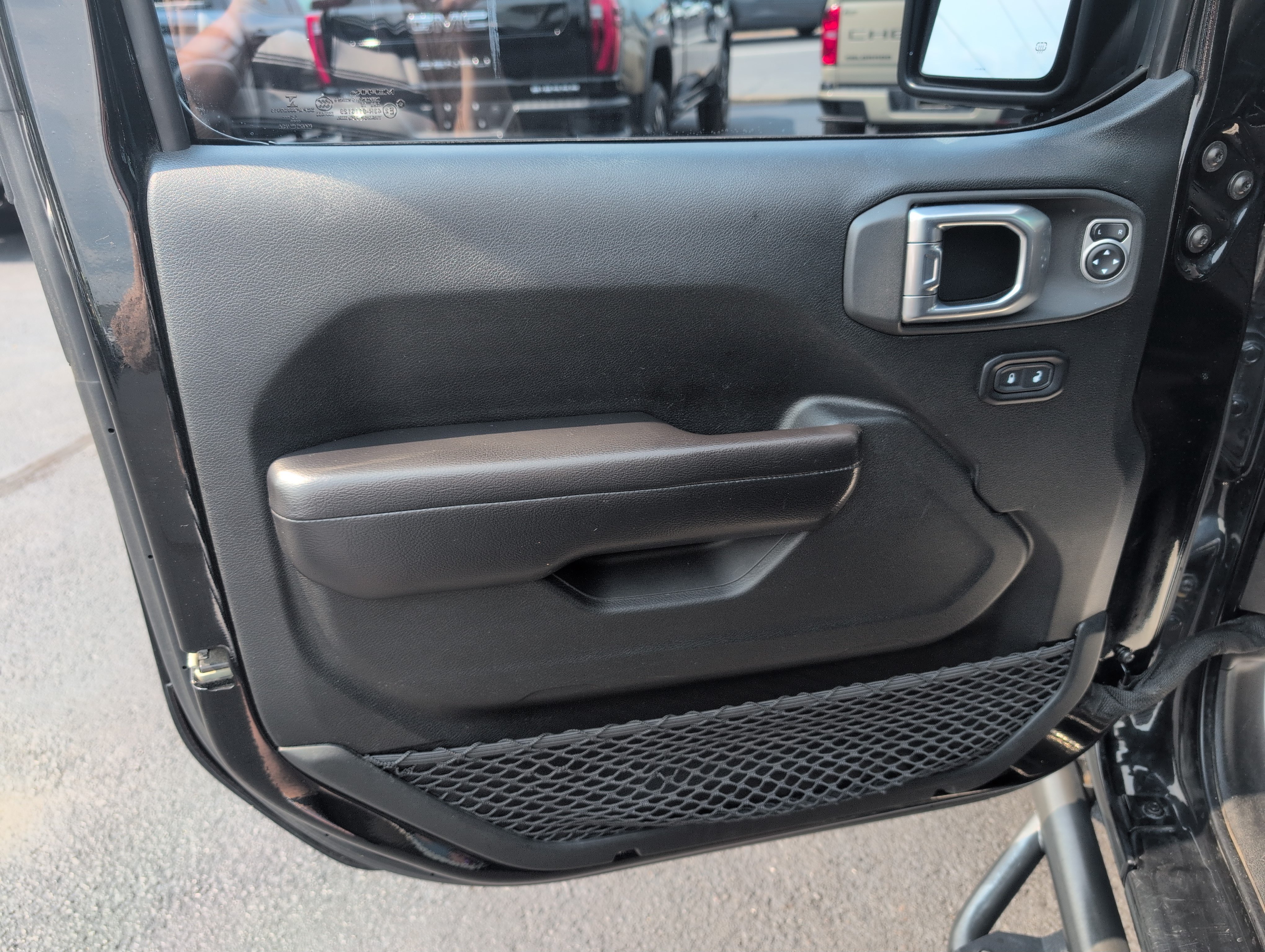 Used 2020 Jeep Wrangler Unlimited Rubicon AWD/4WD image 16