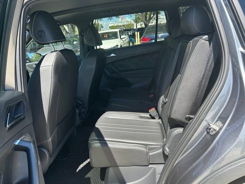 Certified 2023 Volkswagen Tiguan SE R-Line FWD image 39