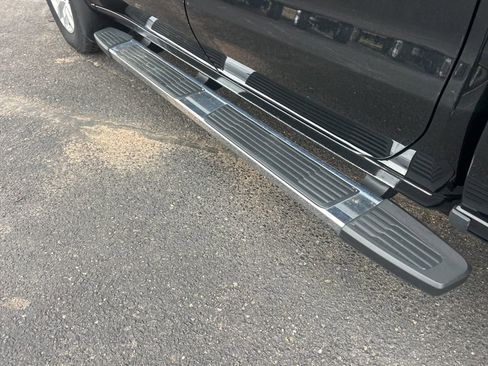 Used 2019 Chevrolet Silverado 1500 LT w/ All-Star Edition AWD/4WD image 9