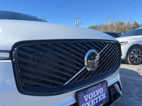 New 2026 Volvo XC60 B5 Ultra w/ Protection Package Premier AWD/4WD image 11