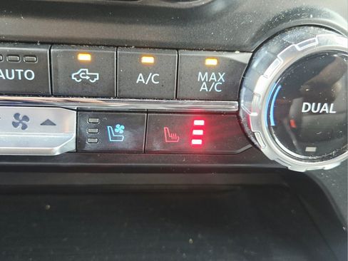 Used 2023 Ford F150 Lariat w/ Equipment Group 502A High AWD/4WD image 20