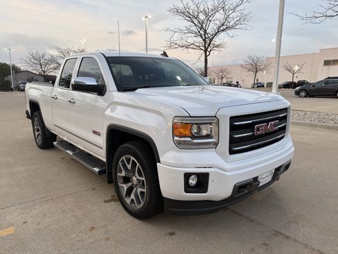 Used 2015 GMC Sierra 1500 SLE image 1