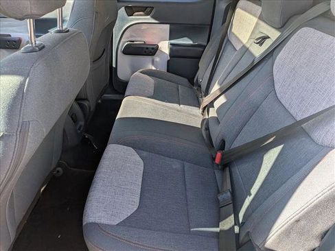 Certified 2022 Ford Maverick XLT image 18