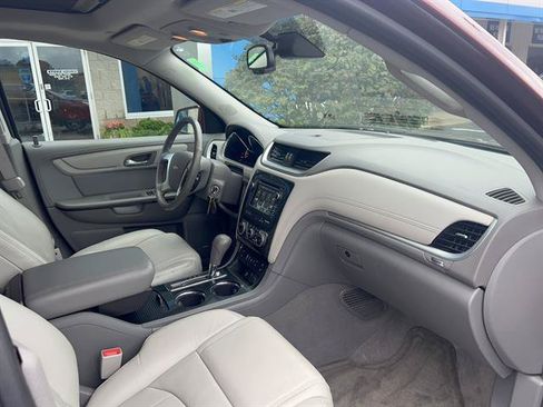 Used 2017 Chevrolet Traverse Premier AWD/4WD image 13