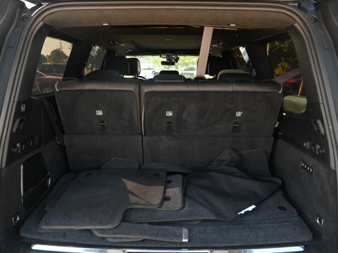 Used 2022 Jeep Grand Wagoneer Series II AWD/4WD image 33