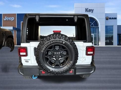 Used 2023 Jeep Wrangler Unlimited w/ Cold Weather Group AWD/4WD image 5