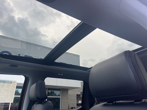 New 2025 Ford F250 Lariat w/ Lariat Ultimate Package image 18