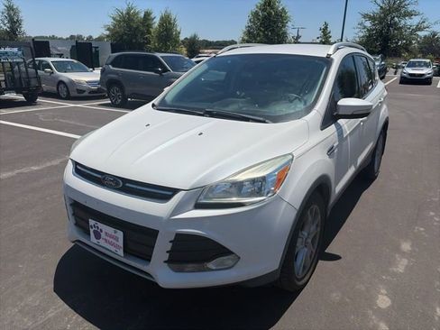 Used 2014 Ford Escape Titanium FWD image 3
