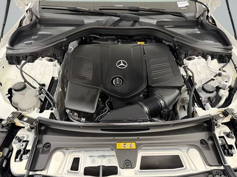 Used 2023 Mercedes-Benz GLC 300 4MATIC image 23