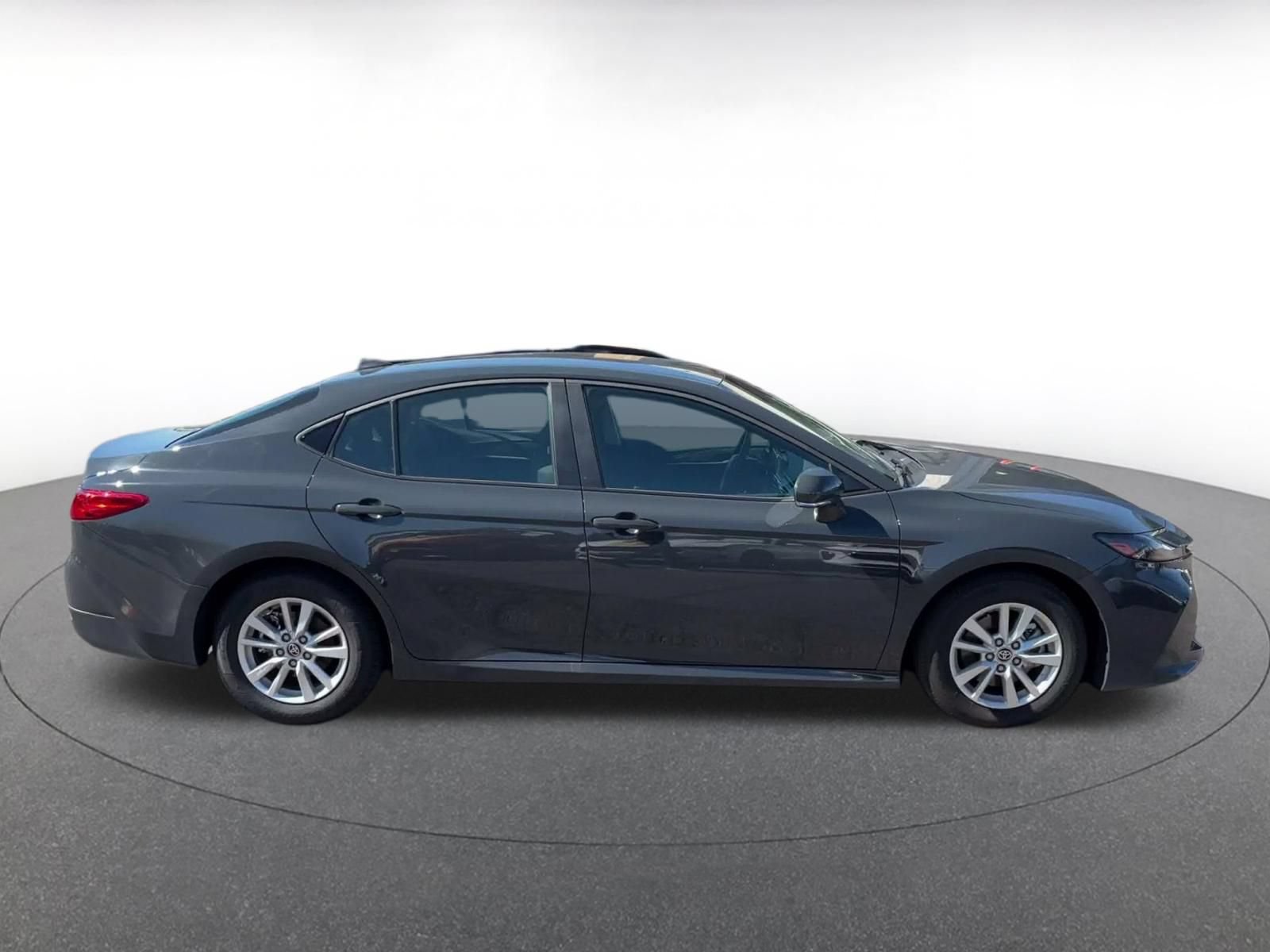 Used 2026 Toyota Camry LE FWD image 15
