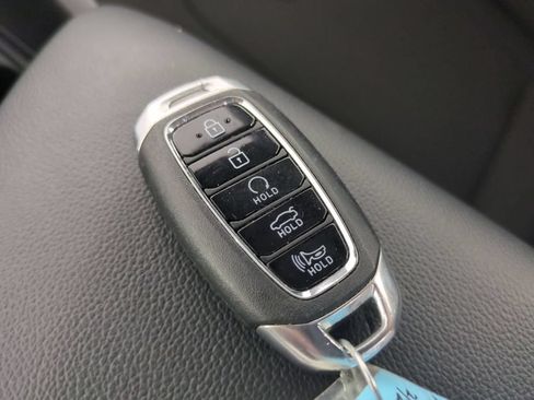 Used 2023 Hyundai Elantra SEL FWD image 34