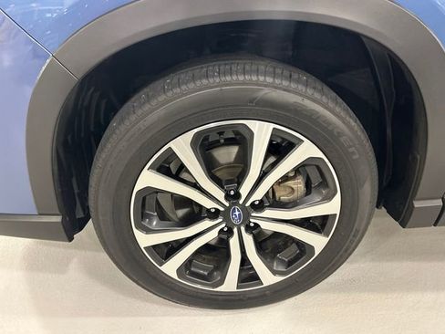 Used 2023 Subaru Forester Limited image 8