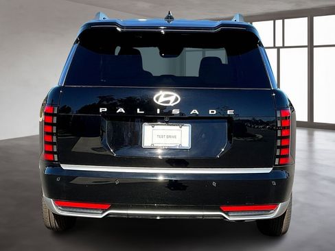 New 2026 Hyundai Palisade Calligraphy FWD image 4