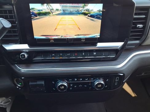 Used 2025 GMC Sierra 1500 SLT RWD image 15