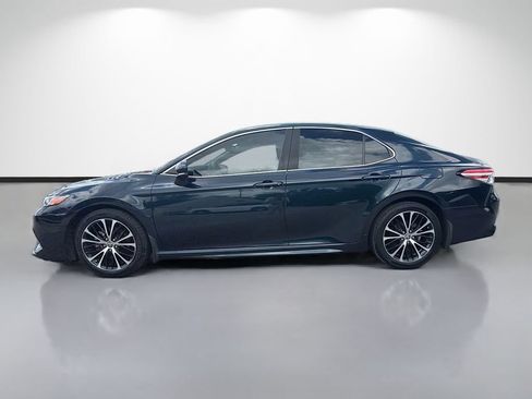 Used 2020 Toyota Camry SE w/ Convenience Package FWD image 6
