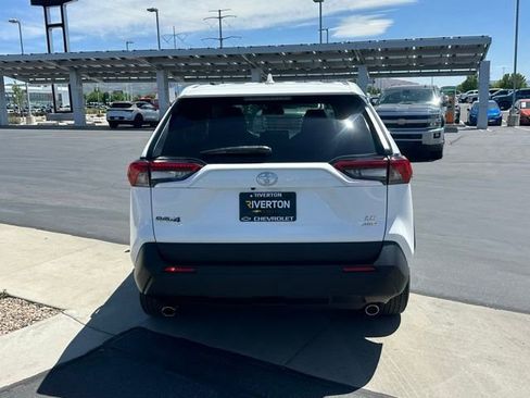 Used 2023 Toyota RAV4 LE AWD/4WD image 23
