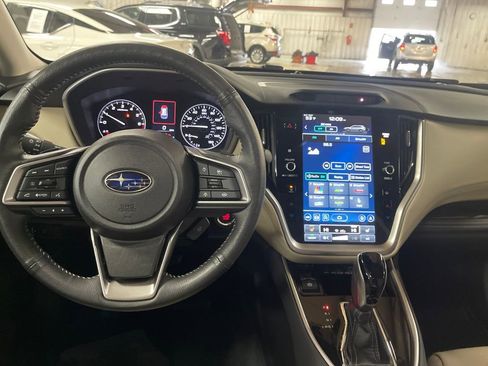 Certified 2025 Subaru Outback Limited image 14