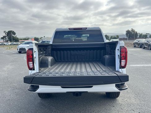 New 2026 GMC Sierra 1500 Elevation w/ LPO, Elevation Black Package RWD image 29