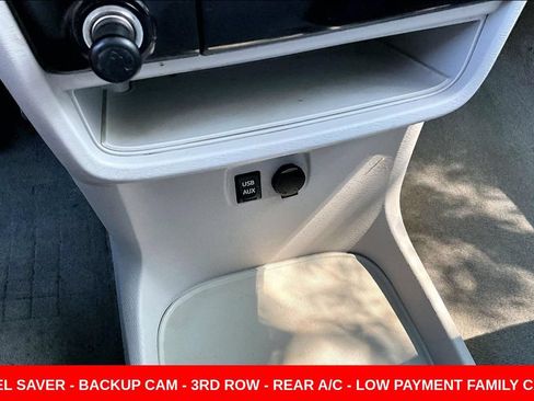 Used 2013 Toyota Sienna LE FWD image 16