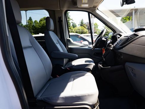 Used 2018 Ford Transit 350 XL RWD image 21