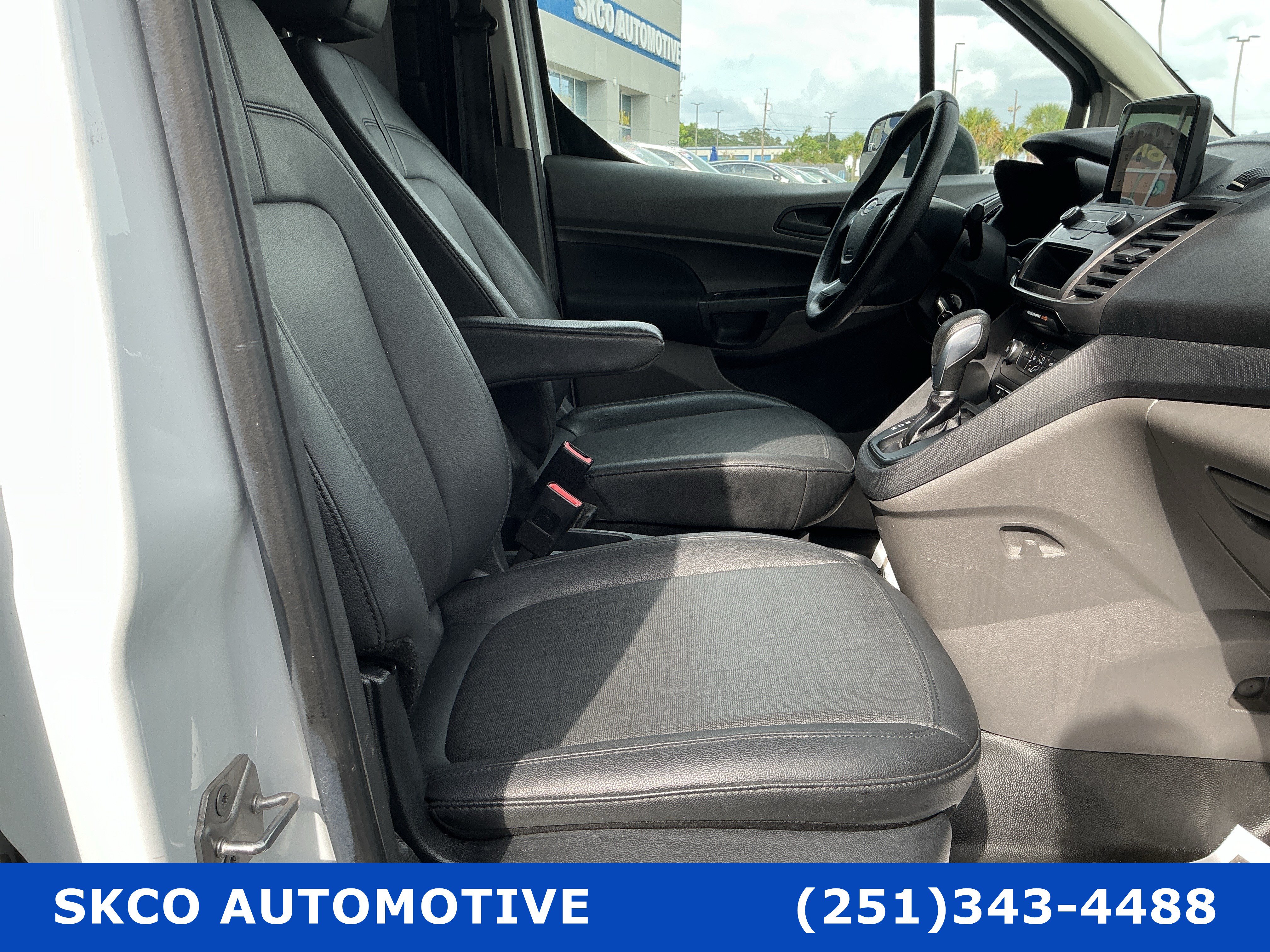 Used 2020 Ford Transit Connect XL FWD image 13