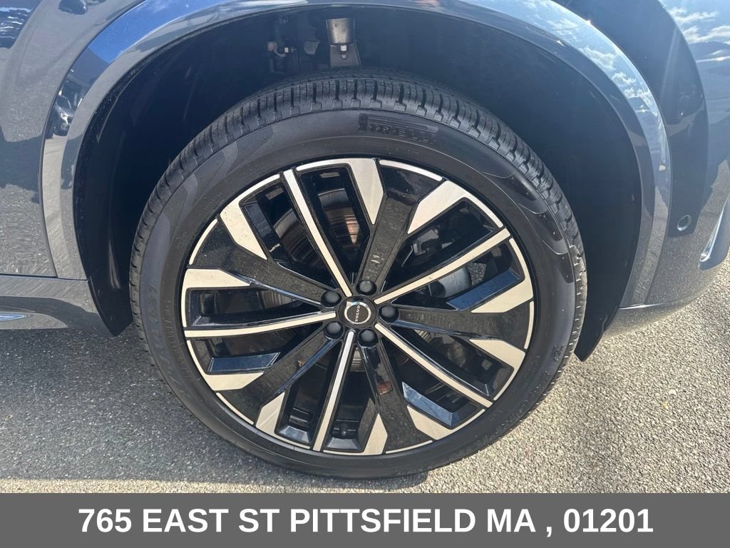 Used 2025 Volvo XC90 B6 Ultra w/ Protection Package Premier AWD/4WD image 35