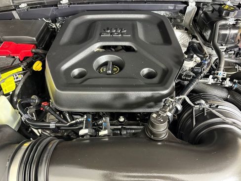 Used 2026 Jeep Wrangler Unlimited Rubicon AWD/4WD image 37