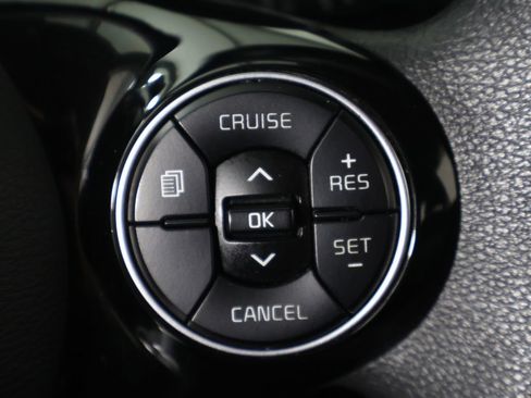 Used 2022 Kia Soul S FWD image 40