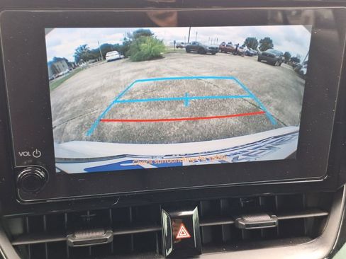 Used 2024 Toyota Corolla LE FWD image 16