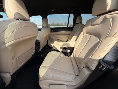 Used 2023 Jeep Grand Cherokee L Limited image 24