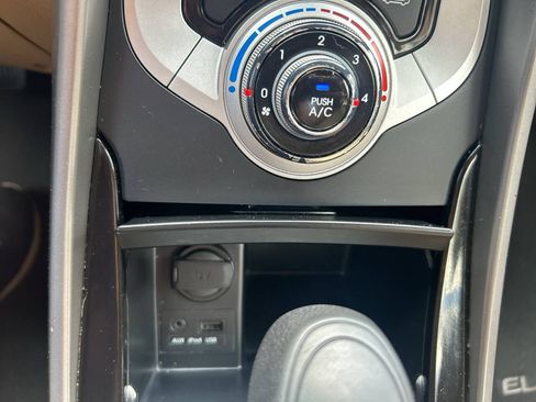 Used 2012 Hyundai Elantra GLS w/ Preferred Pkg 3 FWD image 28