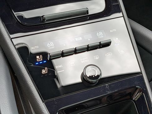 Certified 2026 Porsche Cayenne S AWD/4WD image 16