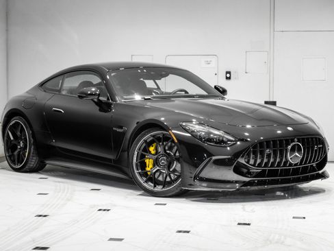 Used 2025 Mercedes-Benz AMG GT 63 image 1