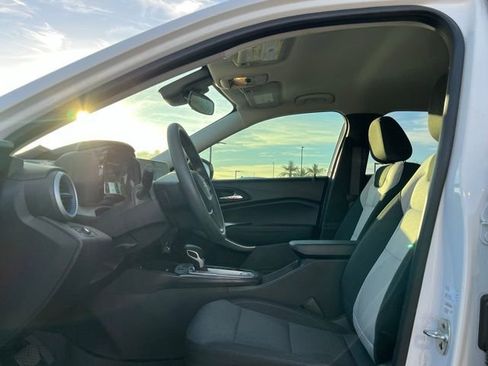Used 2024 Chevrolet Trax LS image 8